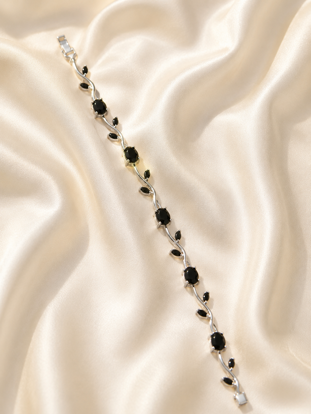 Tulip Crystal Bracelet